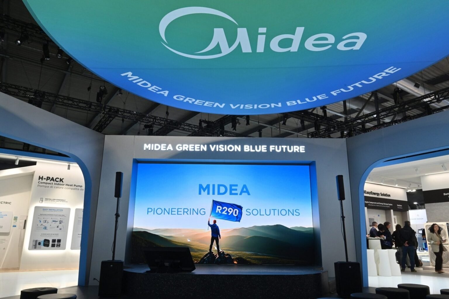 MCE 2026: Midea stellt sein professionelles Service-Ökosystem unter dem Motto „Green Vision, Blue Future“ vor